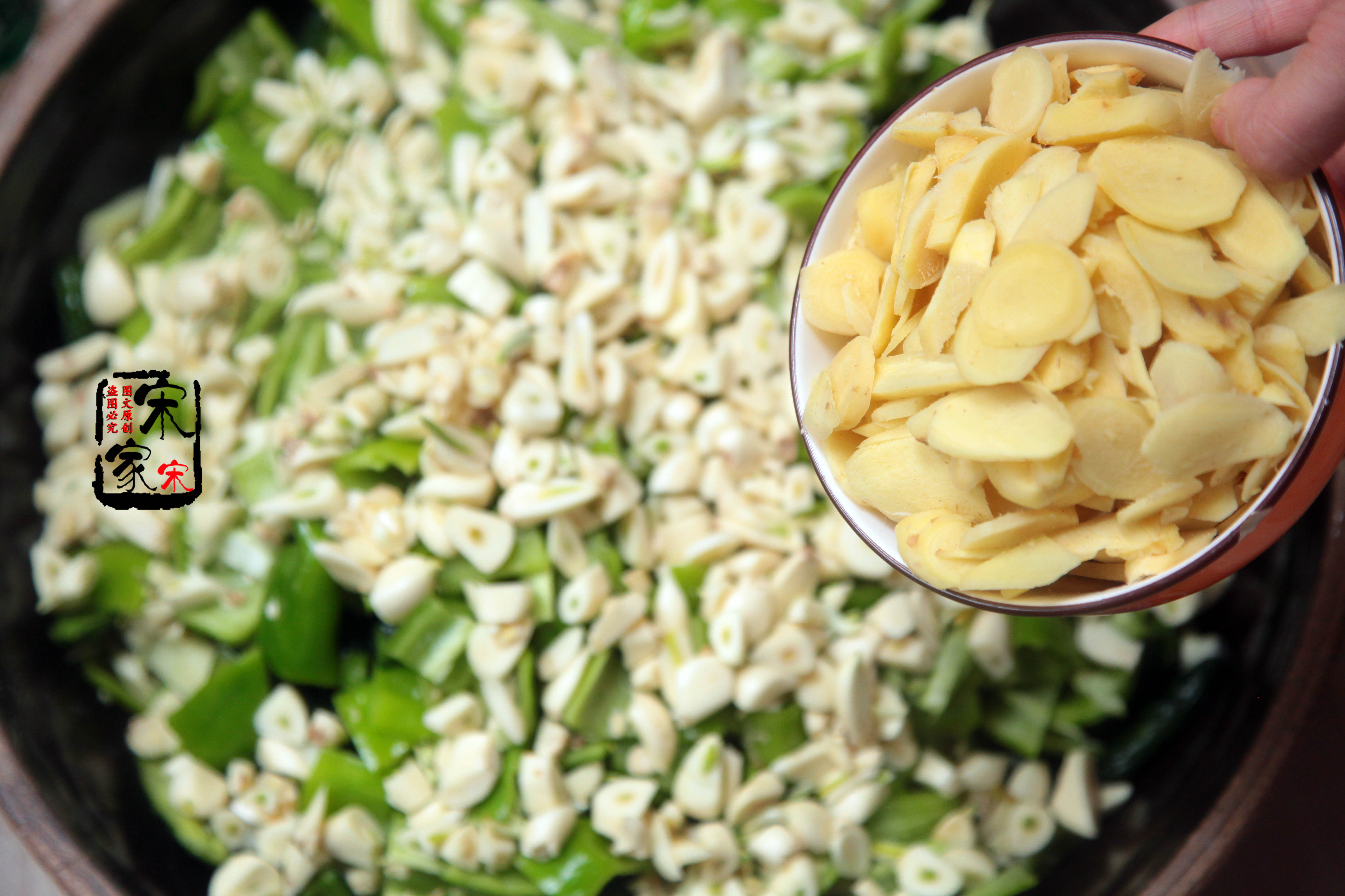 妈妈腌的咸菜最可口,妈妈藏了35年泡菜秘方