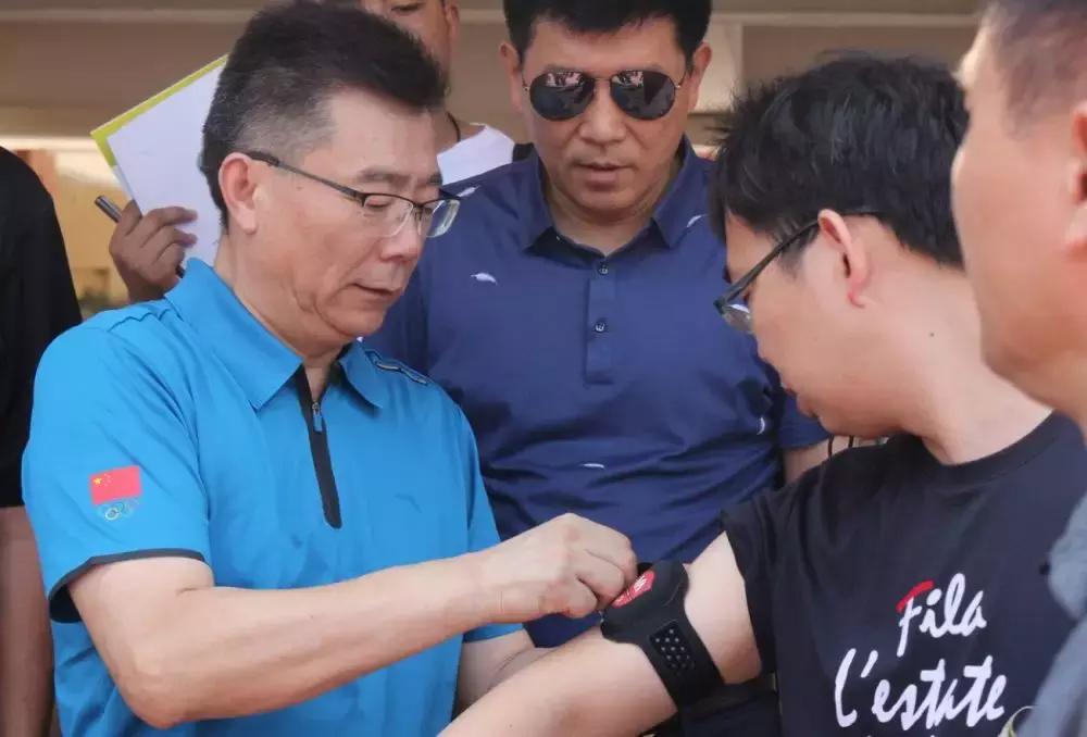 中国媒体团考察,探访全国足球特色学校