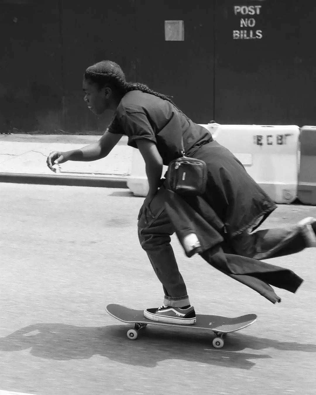 棋盘格女孩,棋盘格元素天生自带酷感