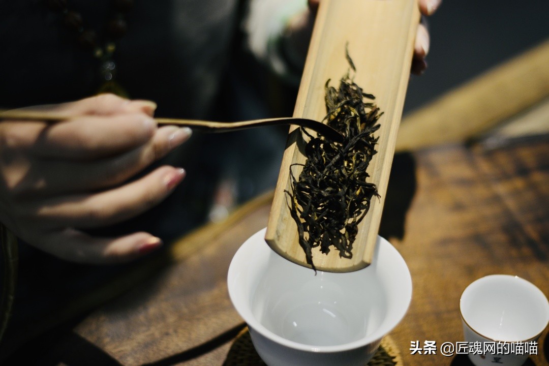 二次杀青的茶,为什么有的茶杀青很淡