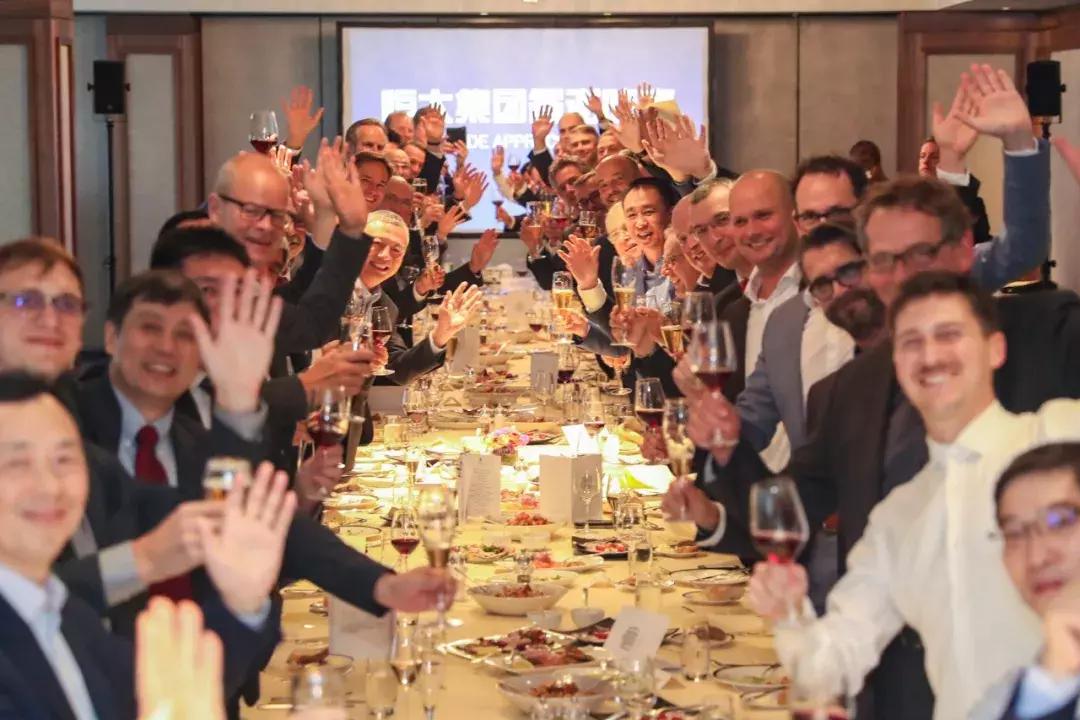 许家印奋斗三个月造车,许家印讲述造车朋友圈