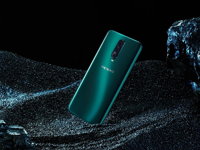vivox70pro对比opporeno7pro,oppo对比vivo哪个系统好用