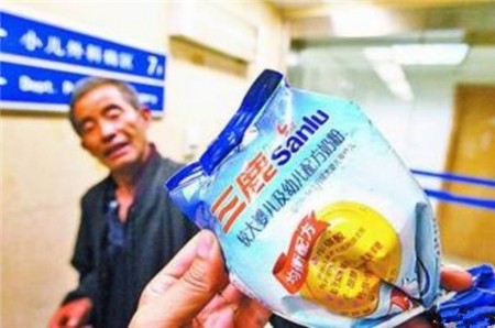 三鹿奶粉毒害的是哪一年的孩子,被三鹿奶粉曾经毒害过的儿童现状