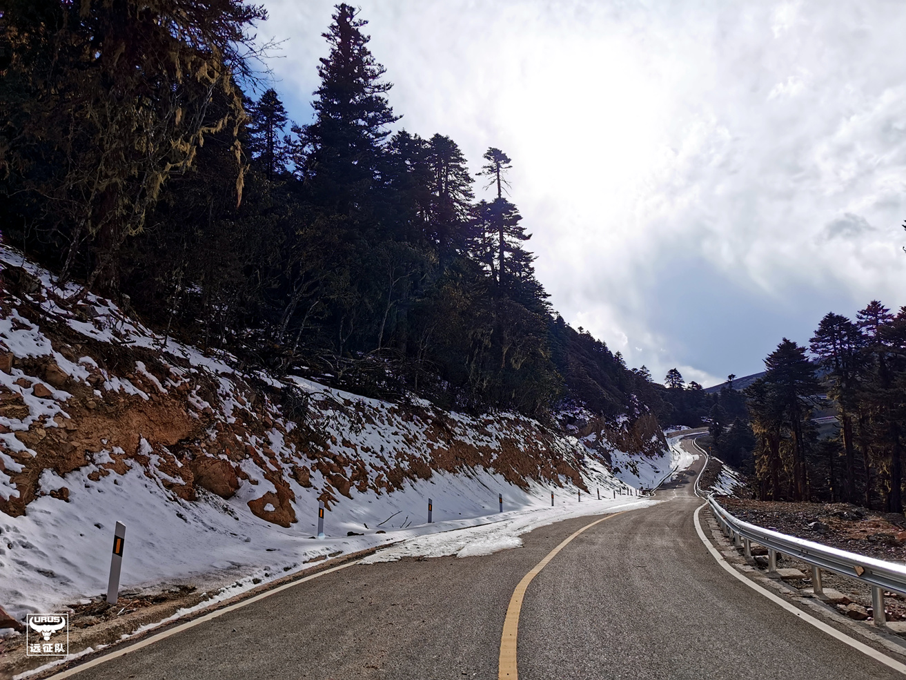 稻城亚丁至玛娜茶金如何走,四川木里县到玛娜茶金自驾