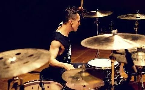 世界级大师鼓手基本功,怎样的鼓手才算顶级