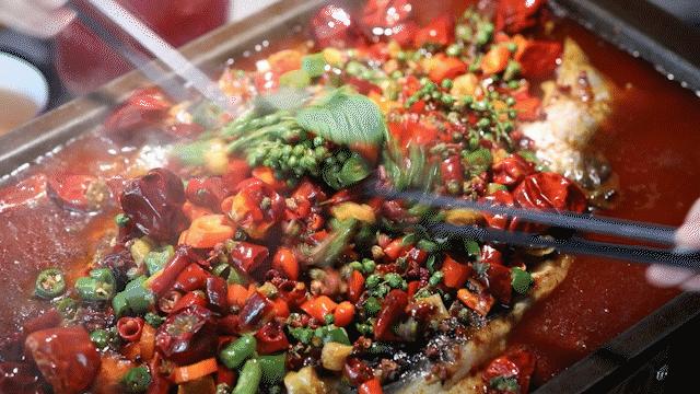 能看到钟楼的美食,看见钟楼的西安美食