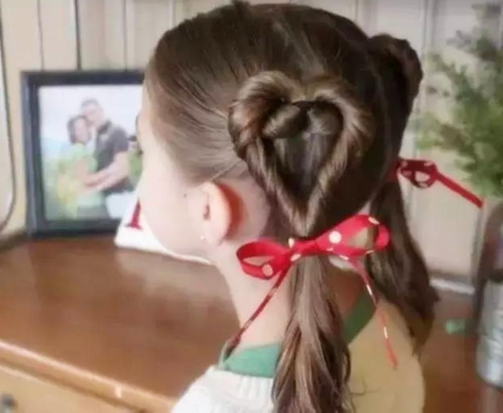 小孩头发细软贴头皮适合什么发型,头发贴头皮的小男孩适合什么发型