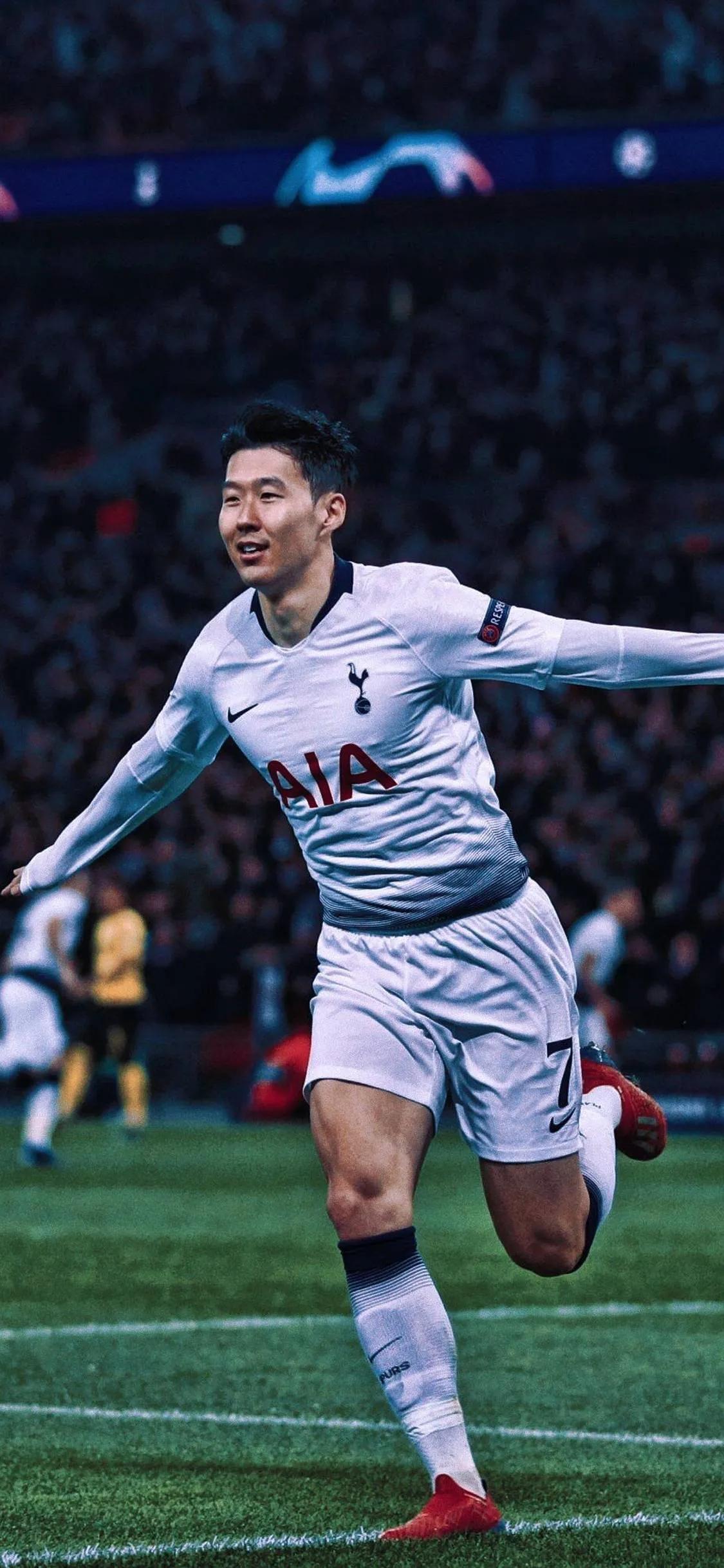 世界现在十大最强前锋,世界公认的十大前锋