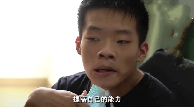 19岁脑瘫男孩高考超本科108分,脑瘫超一本分数