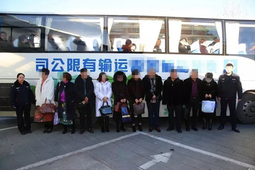 母亲被“*脑洗**”陷入传销，还逼迫儿子一同前往“入职”