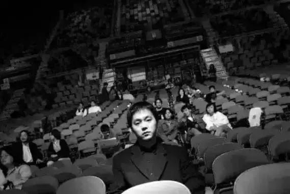 窦唯微博窦靖童,窦唯现身窦靖童的音乐会