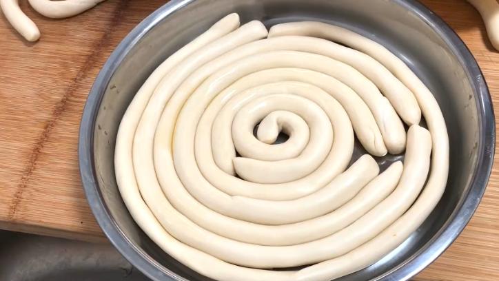 怎么在家做拉面最简单的方法,拉面怎么做好吃又简单学生版