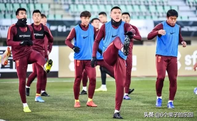 东亚足球赛中国三比零胜韩国录像,东亚杯vs日本三队