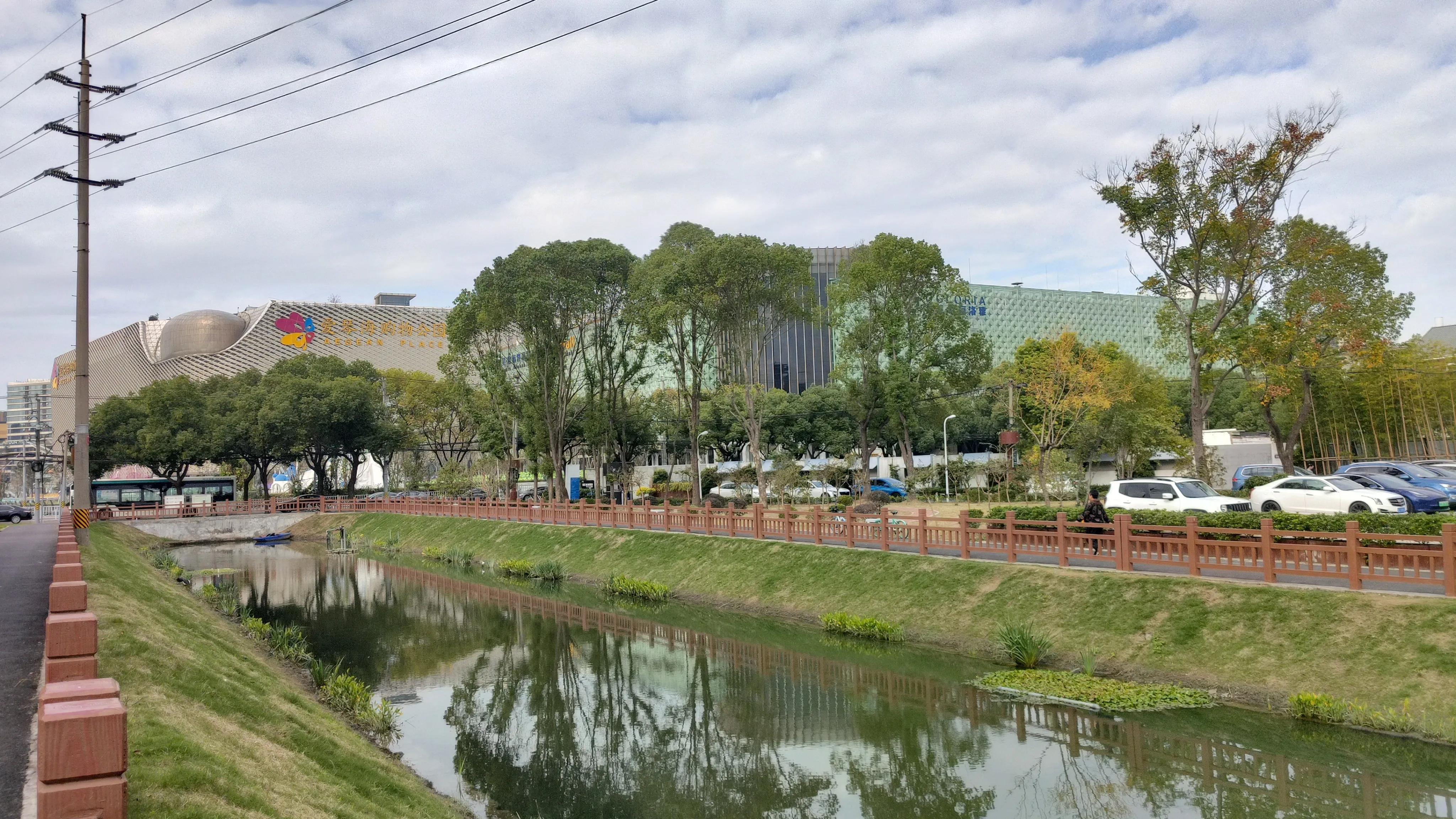 去古玩城买古玩，不懂行别下手