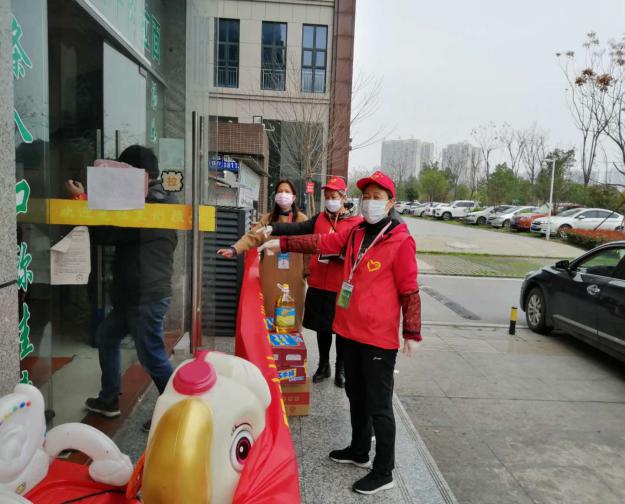 抗疫中的红色娘子军,抗疫战中的娘子军