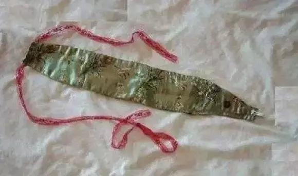 古代黄金戒指有什么特点,古代的戒指代表什么呢