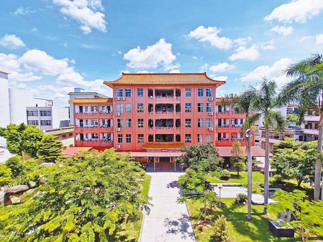 红耀泷江|罗定中学:风雨兼程一百一十载砥砺奋进建功新时代