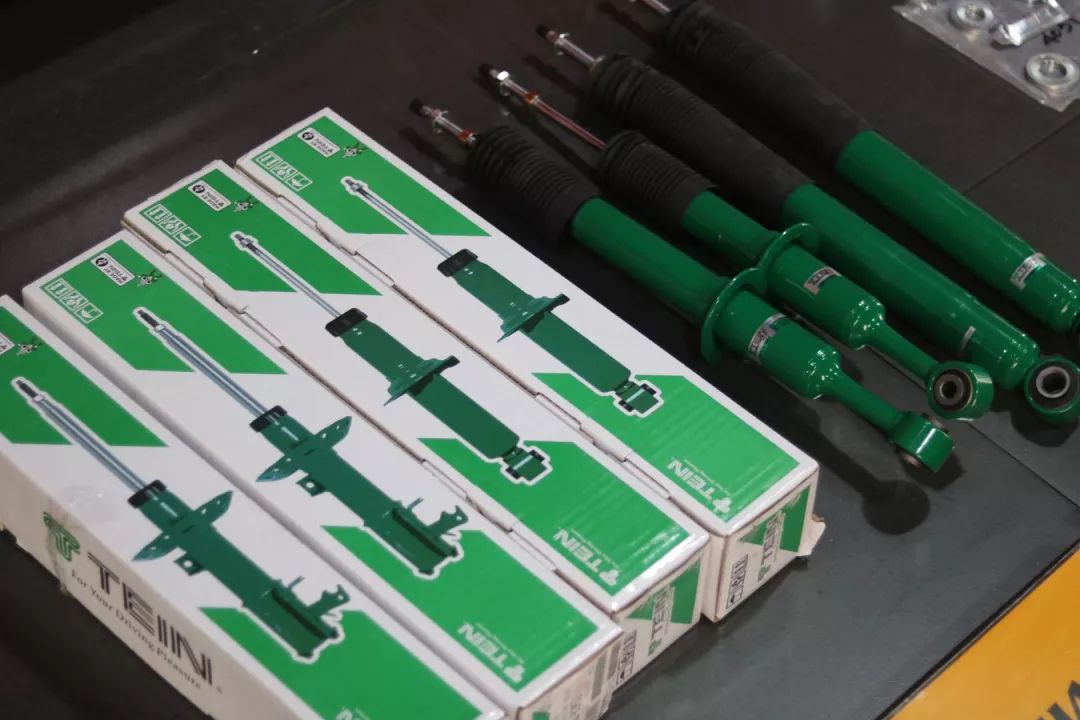 怪兽修车：翻新“残损不堪”的二手霸道LC150，满血复活变新车