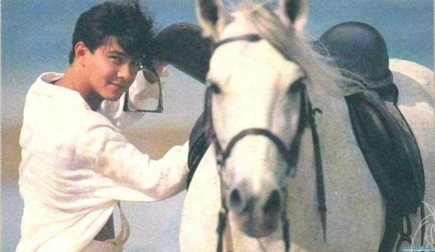 17岁加入tvb跑8年龙套,17岁打工养家