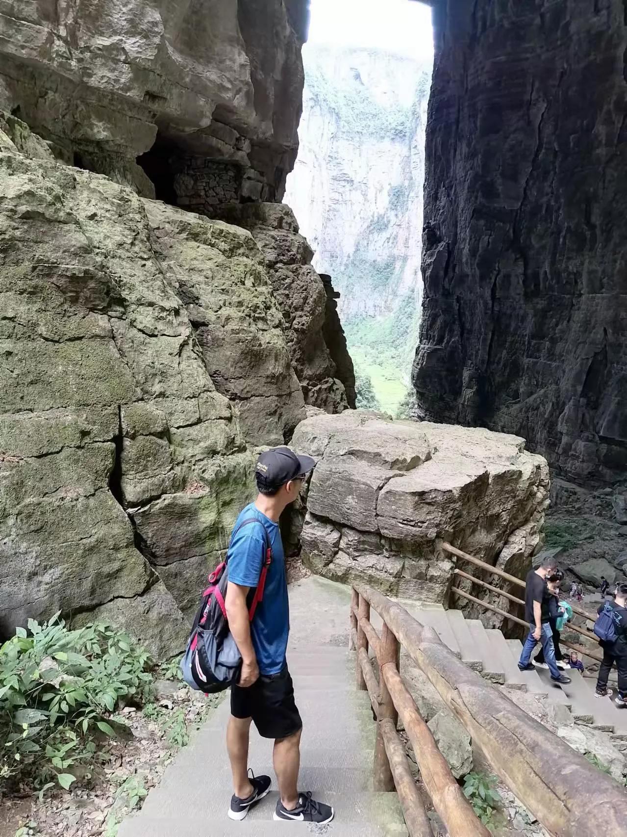 去重庆旅游武隆天坑,游重庆武隆天坑天生三桥