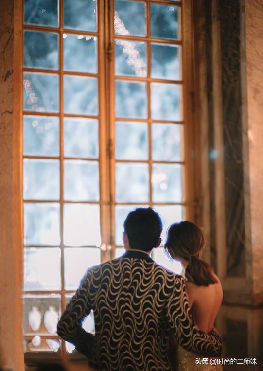 昆凌时尚杂志写真集,昆凌巴黎旅游美照