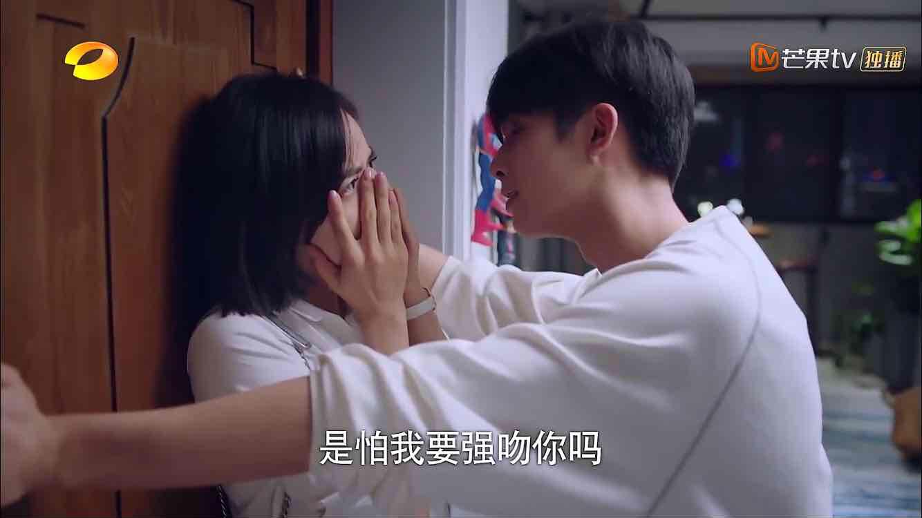 宋威龙萧亚轩什么关系,萧亚轩对宋威龙有感觉吗