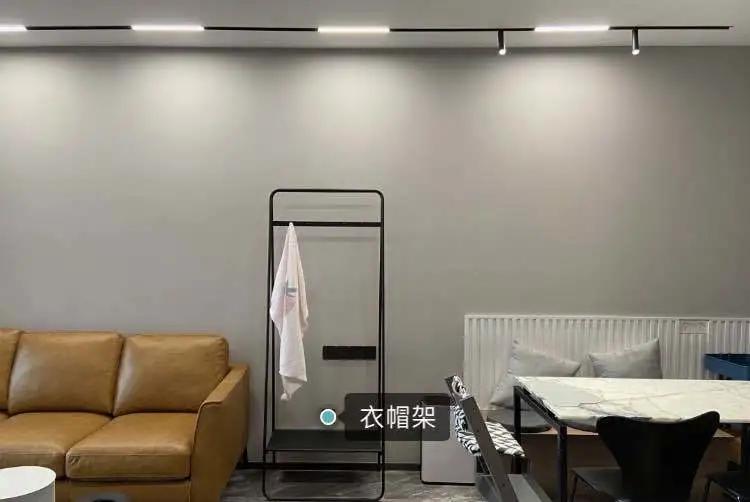 刷屏的尾款人，你对磁吸轨道灯的魅力一无所知