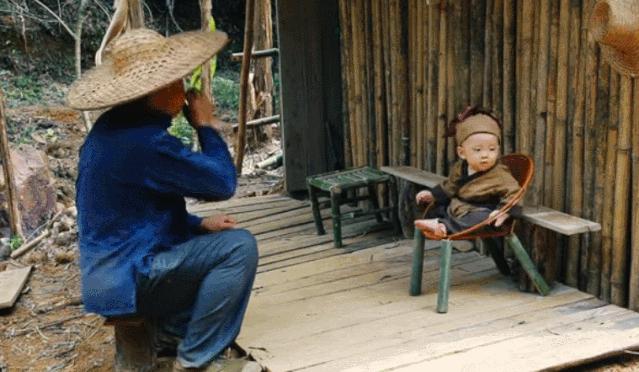 近日李子柒视频走红,李子柒爷爷最火视频