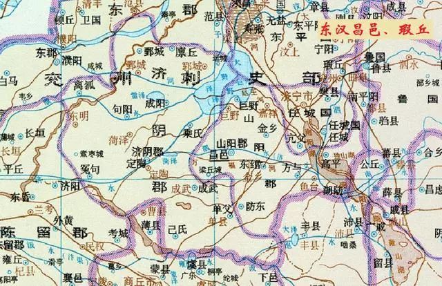 曹操在哪几次战役中割须弃袍,曹操在哪次战役弃袍割须