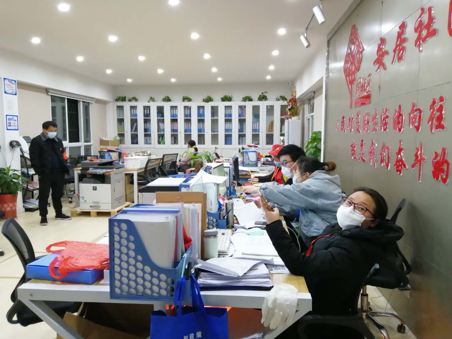 黄州安居社区有一支战斗在疫线上的红色娘子军