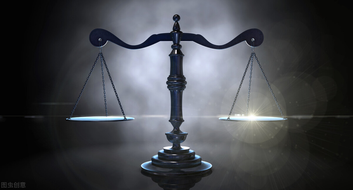 男朋友生气摔东西要分手吗,男朋友生气要分手不回信息