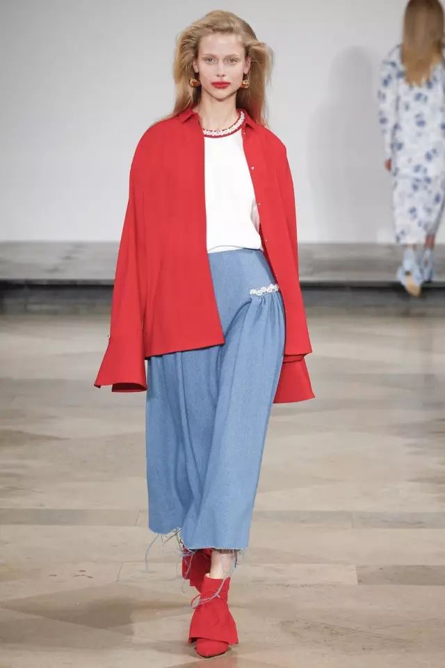 蓝色系单品look,蓝色好看的单品