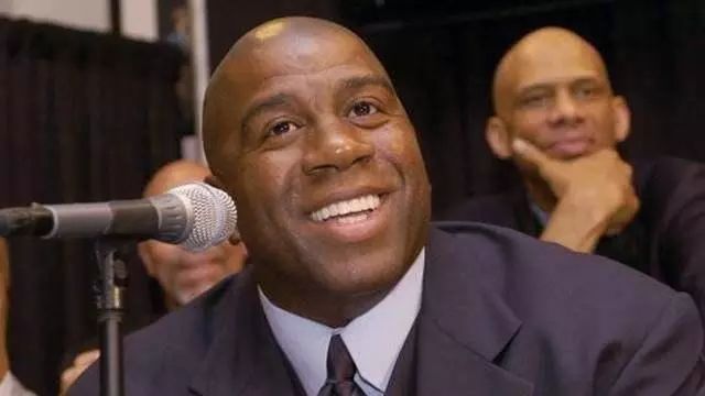 湖人新三巨头合砍92分,湖人三巨头合砍91分