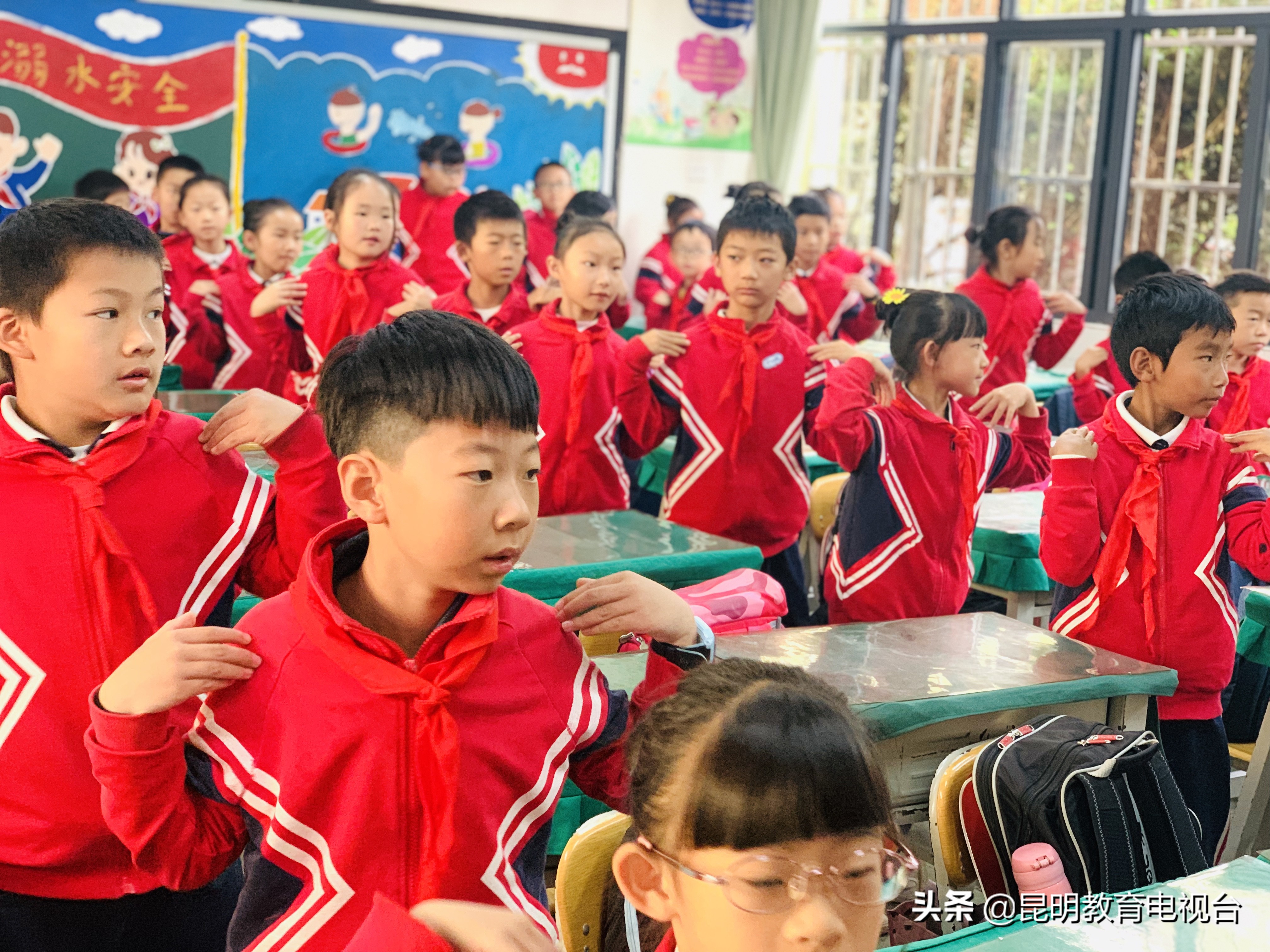 花园小学最美大课间,金康园小学特色大课间活动