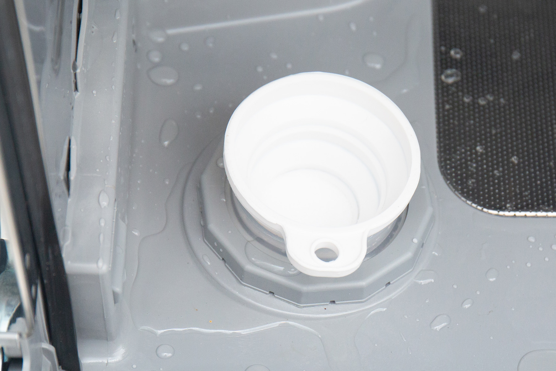 西门子嵌入式洗碗机怎么样拆装,嵌入式西门子洗碗机安装效果