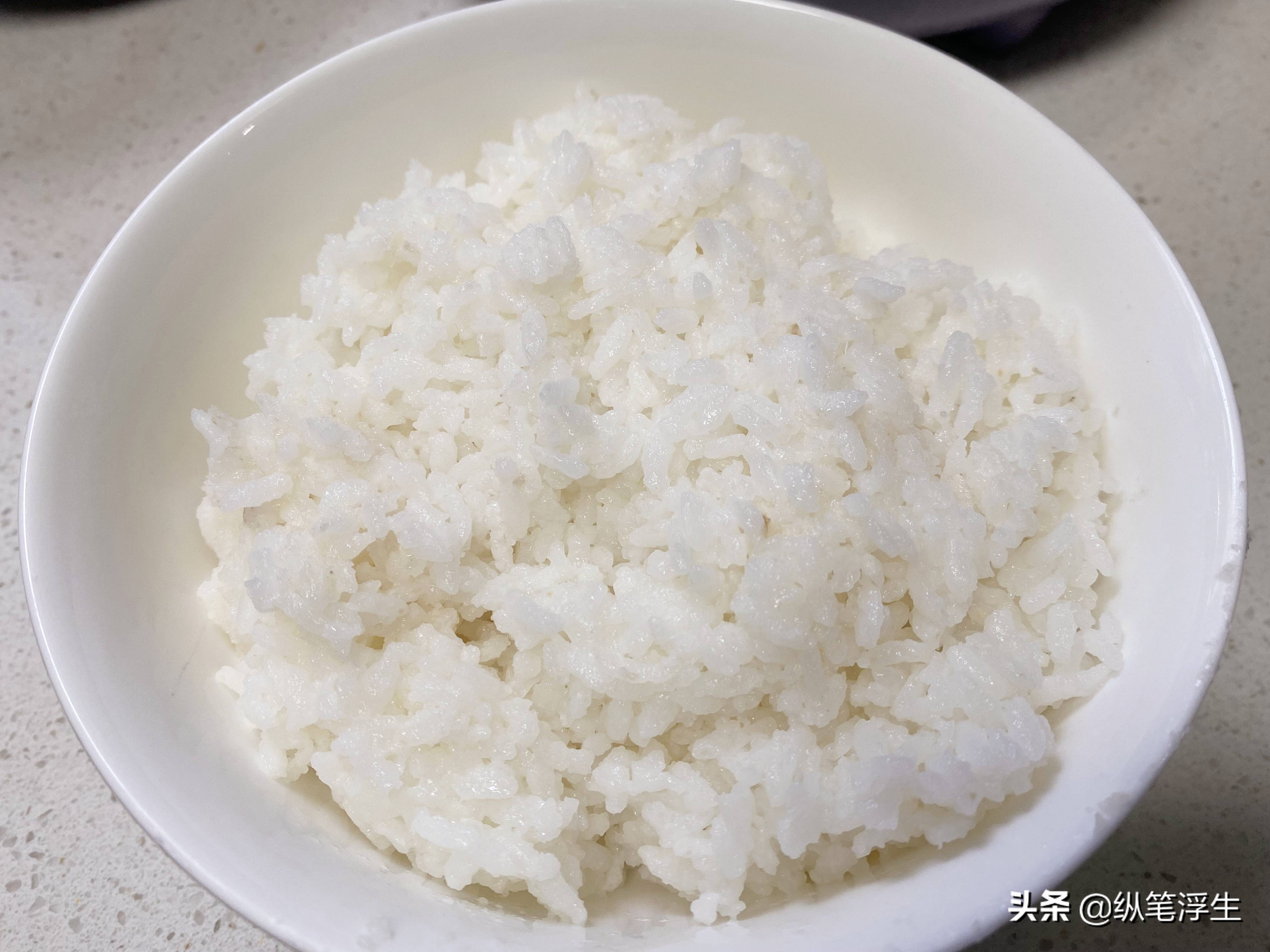 大宇电压力锅焖饭使用过程 (大宇电炖锅焖饭)