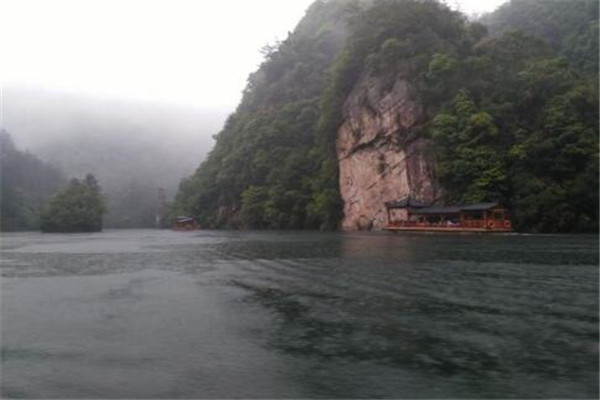 张家界附近旅游景点推荐自驾游,张家界旅游十大必去景点