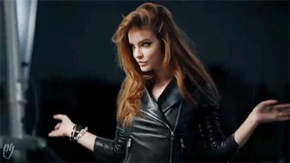 褶皱的皮衣服怎么快速弄平,皮衣皱了洗了弄平小技巧