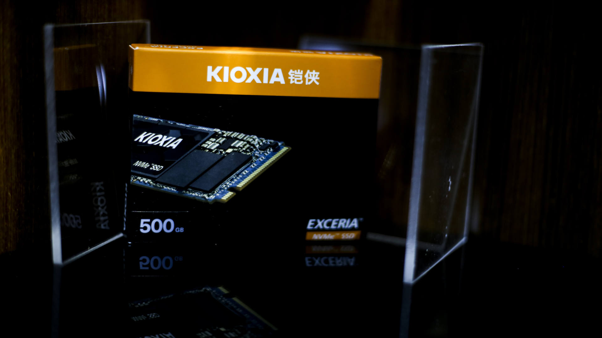 铠侠240g固态硬盘怎么装,foresee固态硬盘和铠侠哪个好