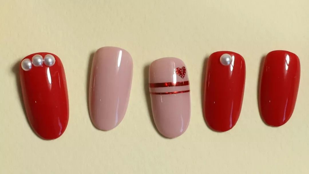 秋冬美甲小红书,美甲推荐中款ins