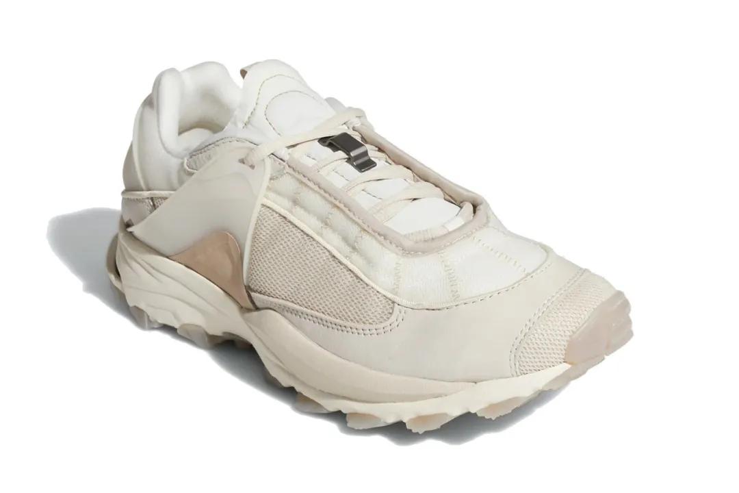 每周联名X讯|时装、鞋店还有歌手纷纷出动，不愧为联名最好时代