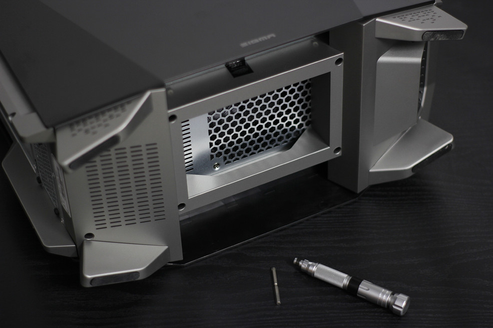 电竞新势力的显示器,七彩虹igame系列主机