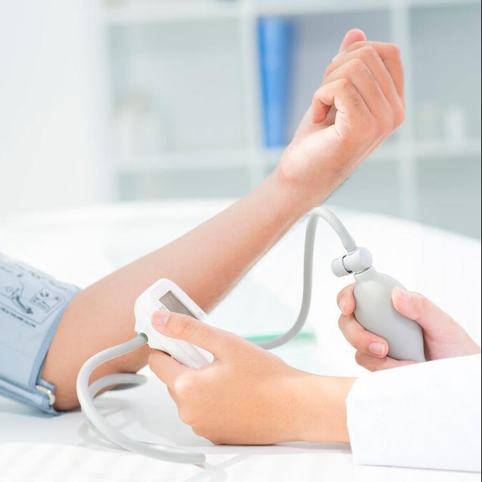 颈椎病会引起高血压吃药降不下来,颈椎病为什么会引起血压高