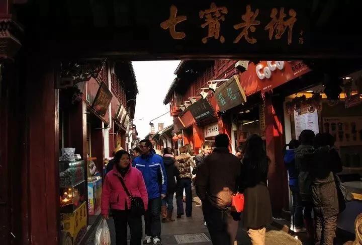 上海地铁沿线景点全部免费,上海地铁11号线上海赛车场