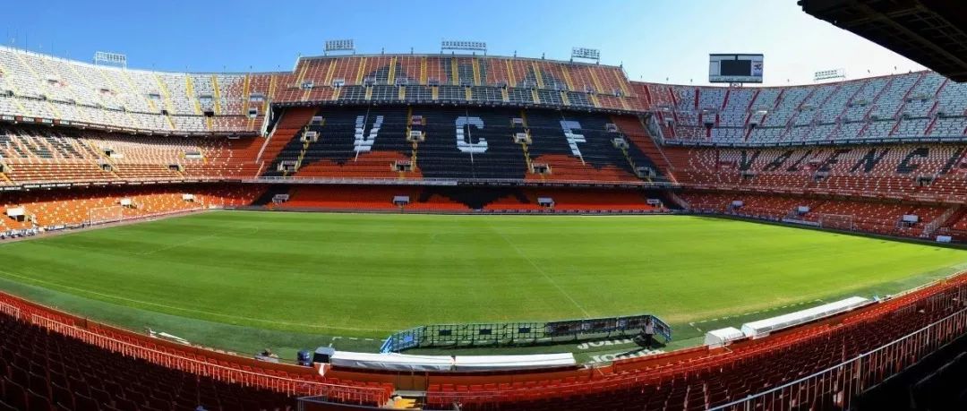 诺坎普西班牙语什么意思,诺坎普球场全名叫什么