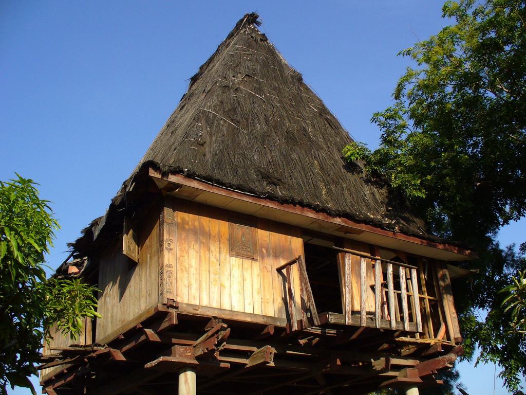 帝汶岛和西南群岛之间,帝汶岛面积相当于中国哪个省