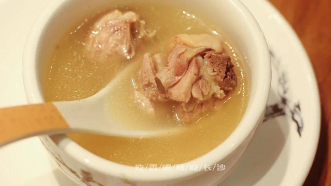 长沙正宗打边炉,海鲜卖出白菜价,人均只要2位数