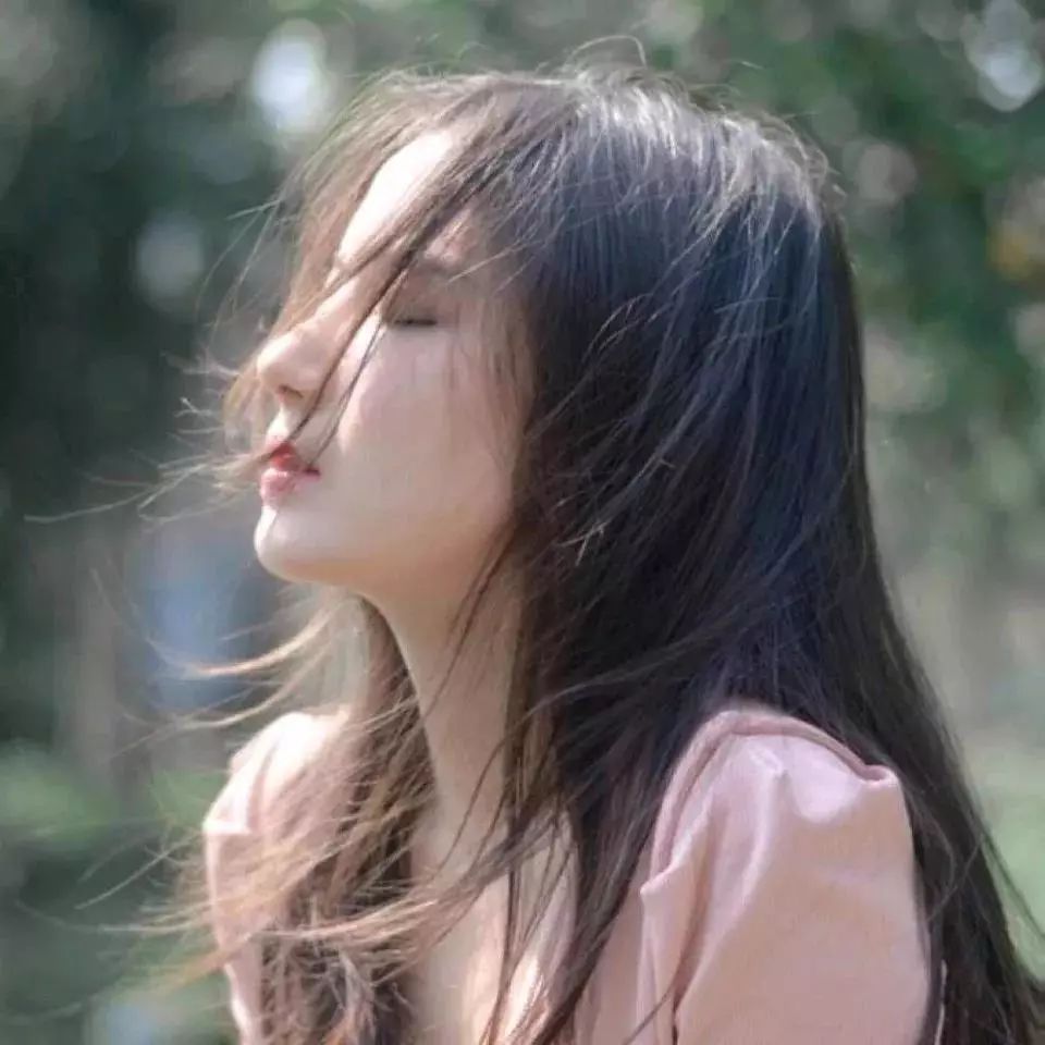 原宿风女生头像两张,头像图片原宿风女