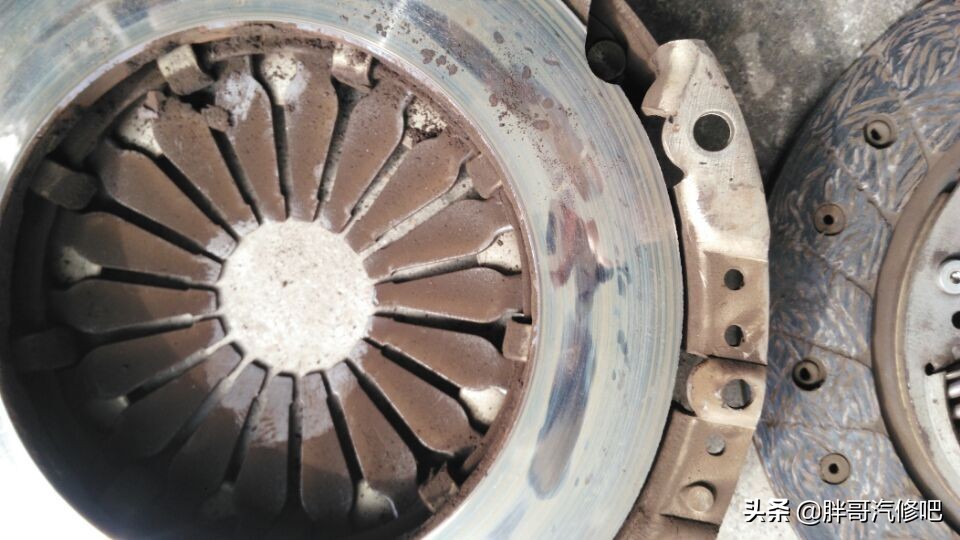 胖哥更换导向轴承,解决变速箱换挡异响