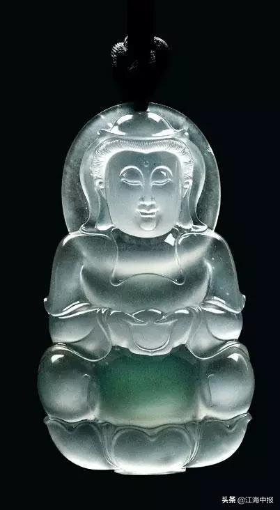 史上最贵的32件天价翡翠图片,史上最贵的翡翠原石